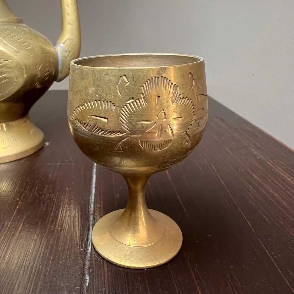 VTG Brass Ewer & 2 Goblets Set, Etched India Decanter Moroccan Style Pitcher Bar
